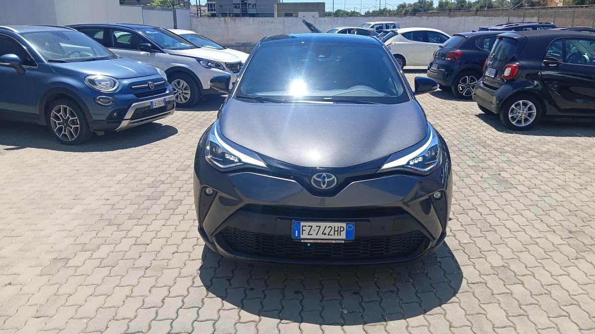 Toyota C-HR 2.0 Hybrid E-CVT 195CV Style